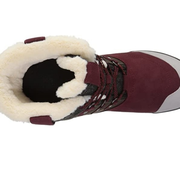 KEEN Elsa Pinot Noir Premium Snow Boot - Picture 13 of 16
